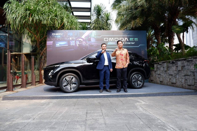 Peluncuran varian baru mobil listrik Chery Omoda E5 dengan interior hitam. Foto: Aditya Pratama Niagara/kumparan