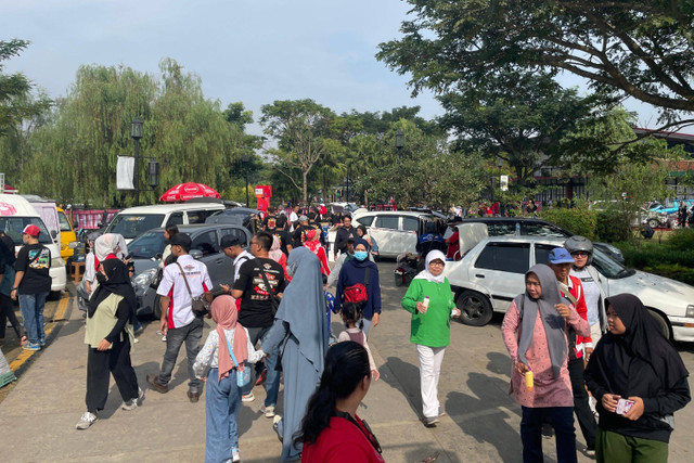 PT Astra Daihatsu Motor (ADM) menggelar acara Kumpul Sahabat Bandung di Kiara Artha Park Bandung, Minggu (2/6/2024). Foto: Sena Pratama/kumparan