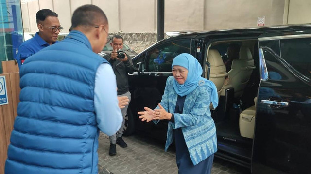 Khofifah Indar Parawansa di Kantor DPP PAN, Jakarta Selatan, pada Senin (3/6/2024). Foto: Rachmadi Rasyad/kumparan