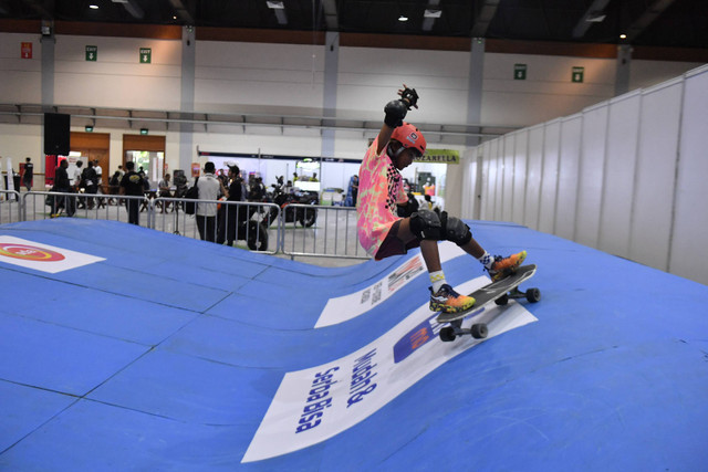 Event pameran olahraga ekstrem, diving, olahraga air, dan outdoor adventure terbesar di Asia, Deep and Extreme Indonesia 2024 (DXI 2024), yang diselenggarakan di Hall A-B, Jakarta Convention Center (JCC), Senayan, selama 30 Mei-2 Juni 2024. Foto: Dok. Kemenparekraf RI