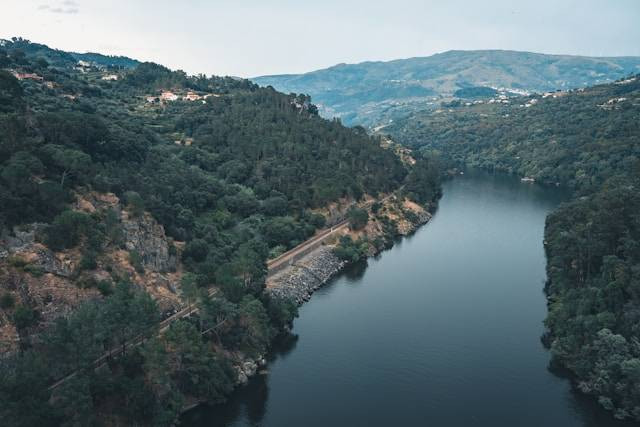 Pangalengan terkenal dengan apa dalam segi objek wisata. Foto hanya ilustrasi. Bukan tempat yang sebenarnya. Sumber foto: Unsplash/Maksym