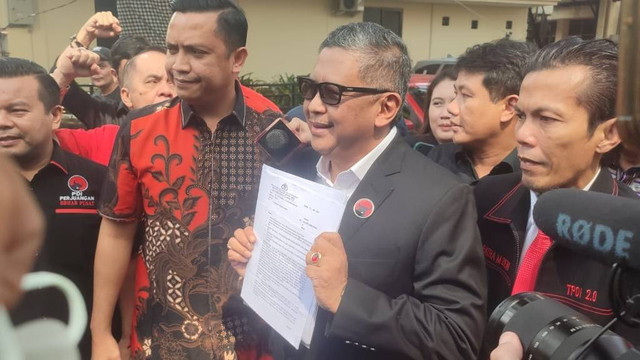 Sekjen PDIP Hasto Kristiyanto memenuhi panggilan penyidik Polda Metro Jaya, Jakarta, Selasa (4/6/2024). Foto: Rachmadi Rasyad/kumparan