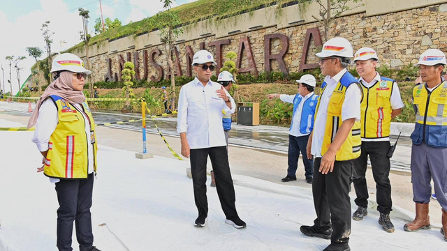 Menhub Budi Karya Sumadi meninjau pembangunan trem otonom atau autonomous-rail apid transit (ART) di IKN, Kalimantan Timur, 3 Juni 2024. Foto: Dok. Humas Kemenhub