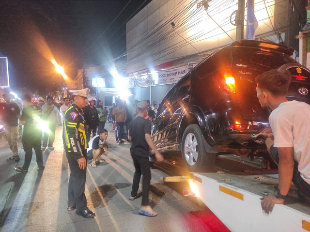 Mobil Oleng Tabrak 4 Motor di Kopo Kabupaten Bandun Foto: Dok. Istimewa