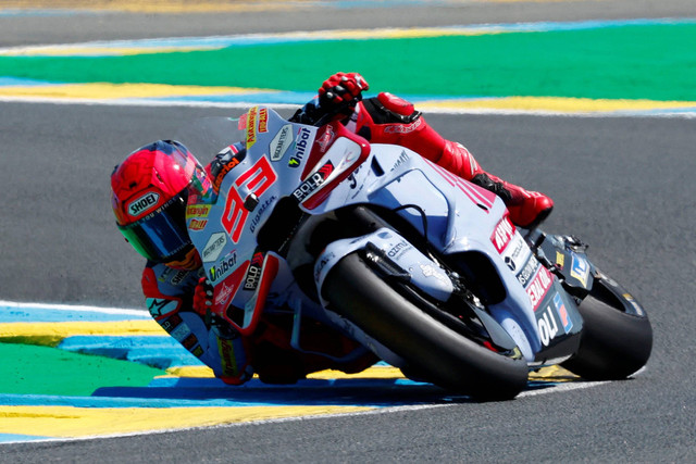 Pebalap dari tim Gresini Racing Marc Marquez di Sirkuit Bugatti, Le Mans, Prancis, pada 11 Mei 2024. Foto: Gonzalo Fuentes / REUTERS