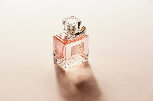 Ilustrasi parfum pria termahal, sumber: unsplash/JessicaWeiler