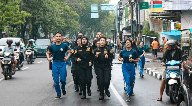 Ilustrasi Biaya Sekolah SMA Taruna Nusantara 2024. Sumber Unsplash/Jonathan Pangaribuan