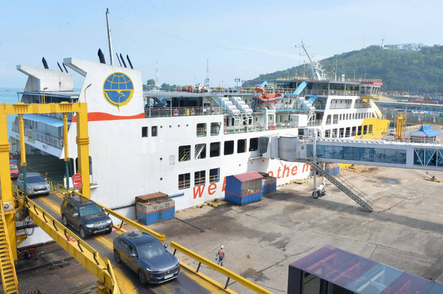 Kapal penyeberangan milik ASDP. Foto: ASDP Indonesia Ferry. 