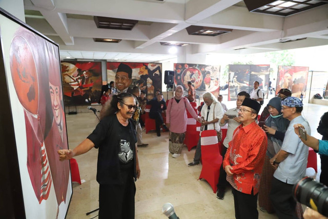 Pameran lukisan 'Sang Fajar'.