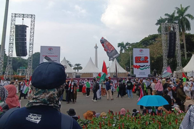 Suasana jelang Aksi Bela Palestina di Kawasan Patung Kuda, Jakarta, Minggu (9/6/2024). Foto: Zamachsyari/kumparan