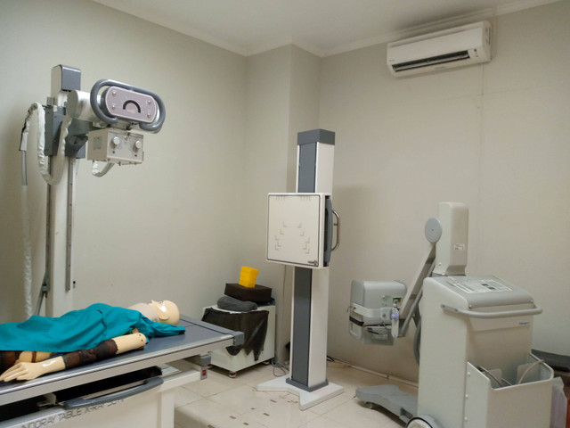 Laboratorium Radiologi RSKI Universitas Airlangga. Sumber: Dokumentasi Pribadi