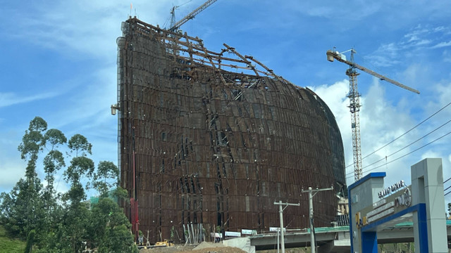 Proyek Gedung Kantor Presiden di Kawasan Istana, IKN, Kabupaten Penajam Paser Utara, Kalimantan Timur. Foto: kumparan