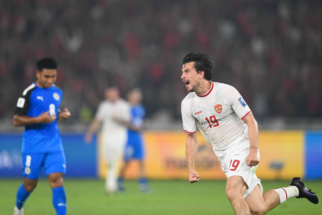 Selebrasi pemain Timnas Indonesia Thom Haye usai mencetak gol ke gawang Timnas Filipina Patrick pada pertandingan lanjutan Grup F ronde kedua Kualifikasi Piala Dunia 2026 Zona Asia di Stadion Utama Gelora Bung Karno, Jakarta, Selasa (11/6/2024). Foto: Rivan Awal Lingga/ANTARA FOTO