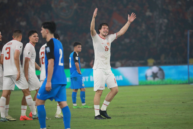 Selebrasi pemain Timnas Indonesia Thom Haye usai mencetak gol ke gawang Timnas Filipina pada pertandingan lanjutan Grup F ronde kedua Kualifikasi Piala Dunia 2026 Zona Asia di Stadion Utama Gelora Bung Karno, Jakarta, Selasa (11/6/2024). Foto: Aditia Noviansyah/kumparan