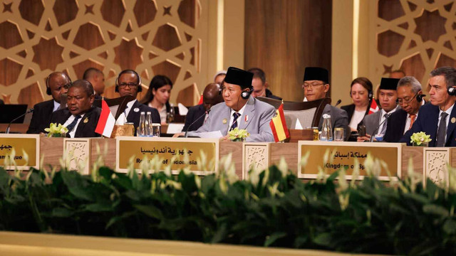 Menteri Pertahanan Prabowo Subianto saat mewakili Presiden RI Joko Widodo pada konferensi tingkat tinggi Call for Action: Urgent Humanitarian Response for Gaza.  Foto: Twitter/@Kemhan_RI