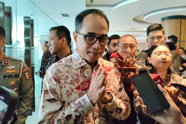 Menhub Budi Karya Sumadi di Rakernis Fungsi Lantas Tahun 2024 di Alana Hotel, Kabupaten Sleman, Rabu (12/6/2024). Foto: Arfiansyah Panji Purnandaru/kumparan