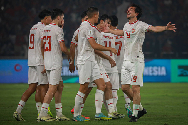 Ekspresi pemain Timnas Indonesia usai cetak gol saat melawan Timnas Filipina pada pertandingan lanjutan Grup F ronde kedua Kualifikasi Piala Dunia 2026 Zona Asia di Stadion Utama Gelora Bung Karno, Jakarta, Selasa (11/6/2024). Foto: Aditia Noviansyah/kumparan