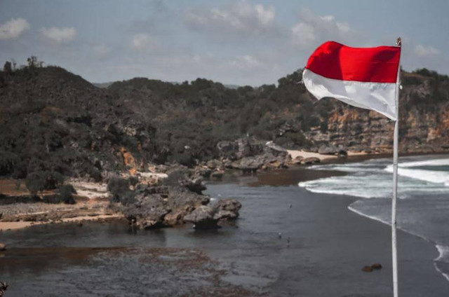 Bendera Indonesia. Sumber Foto Unsplash