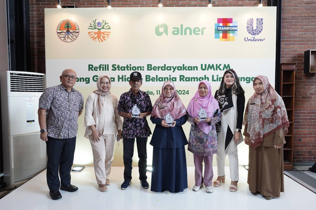 Sesi diskusi Refill Station: Berdayakan UMKM, Dorong Gaya Hidup Belanja Ramah Lingkungan. Foto: dok. Unilever