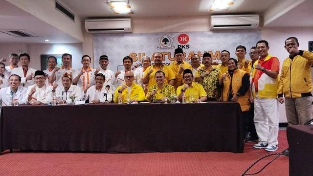 Pertemuan Partai Golkar dan PKS di Grand Hotel Preanger, Bandung, pada Selasa (11/10/2024). Foto: Dok. Istimewa