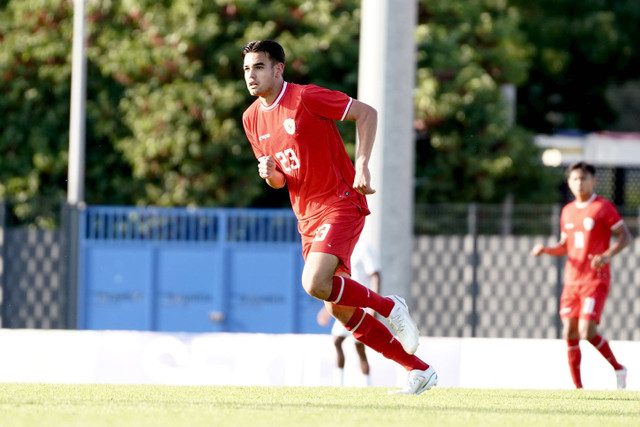 Jens Raven bersama Timnas U-20 Indonesia di Turnamen Toulon 2024 di Prancis. Foto: PSSI