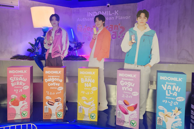 S.Coups, Wonwoo, Vernon Seventeen jadi brand ambassador Indomil-k. Foto: Ela Nurlaela/kumparan