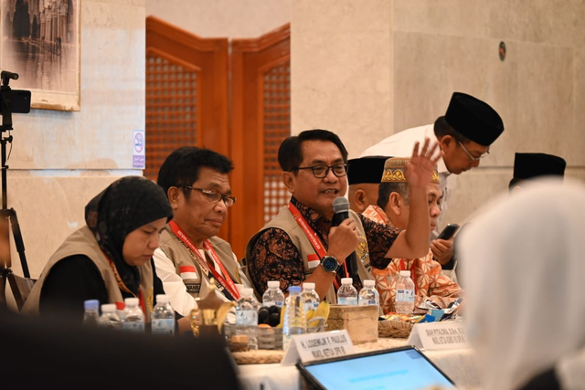 Anggota Komisi VIII DPR RI, John Kenedy Azis mendesak Kementerian Agama segera distribusi kartu nusuk. Foto: Dok. Istimewa