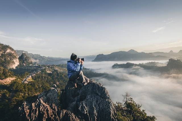 Apakah Fotografi Termasuk Hobi? Foto Hanya Ilustrasi. Sumber Foto: Unsplash.com/Alif Ngoylung