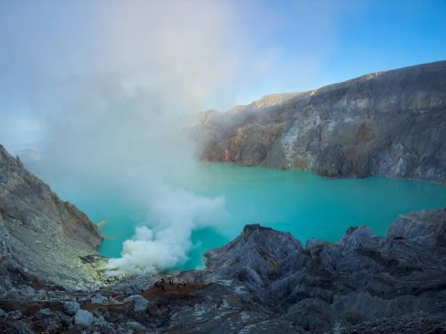 Tempat wisata di Banyuwangi, Gunung Ijen - Sumber: Unsplash/Mayur Arvind