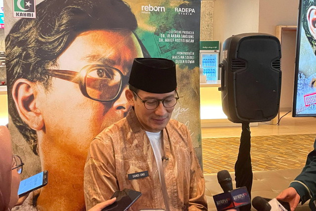 Menparekraf Sandiaga Uno saat ditemui usai Gala Premiere film 'Lafran', di Epicentrum XXI, Jakarta Selatan, Minggu (16/6/2024). Foto: Fadhil Pramudya/kumparan