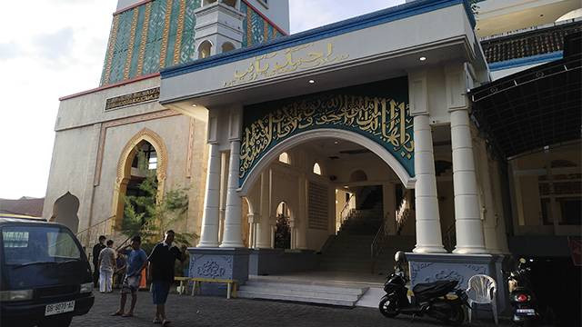 Masjid Raya Ahmad Yani, Kota Manado, Sulawesi Utara.