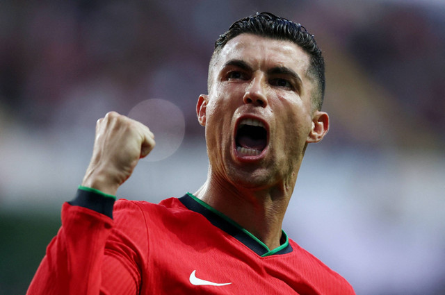 Reaksi Cristiano Ronaldo dari Portugal. Foto: Rodrigo Antunes/REUTERS