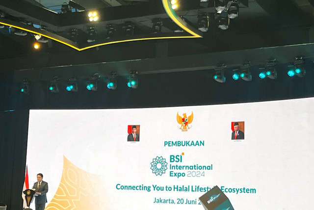 Direktur Utama PT Bank Syariah Indonesia Tbk atau BSI, Hery Gunardi dalam pembukaan BSI International Expo 2024 di Jakarta Convention Center, Kamis (20/6/2024). Foto: Ghinaa Rahmatika/kumparan