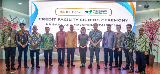 KB Bank menyalurkan fasilitas pembiayaan sebesar lebih dari Rp 700 miliar kepada PT Sejahteraraya Anugrahjaya Tbk (Mayapada Healthcare), Kamis (20/6). Foto: dok. KB Bank