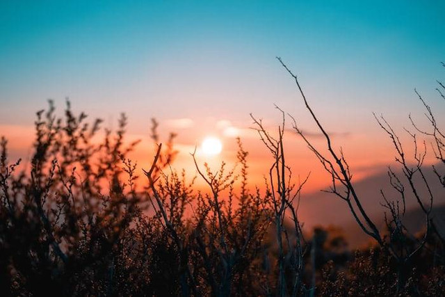 Triangle Sky Telomoyo (Foto hanya ilustrasi, bukan tempat sebenarnya) Sumber: unsplash.com/ OC Gonzalez