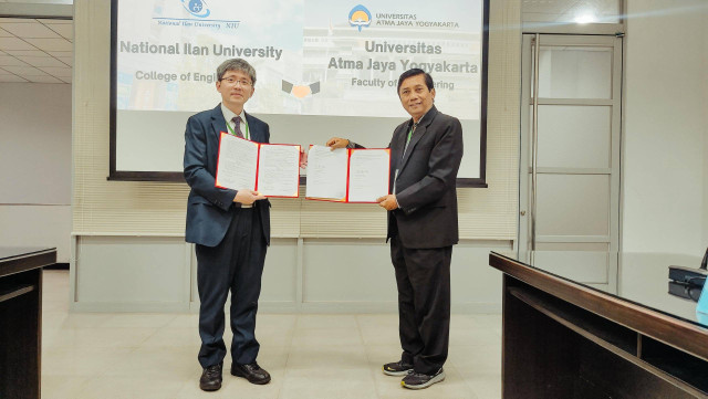 Penandatanganan MoA antara Universitas Atma Jaya Yogyakarta (UAJY) dan