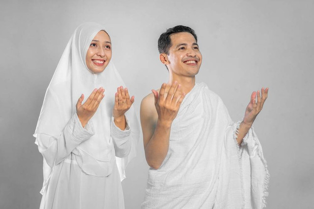 Ilustrasi ibadah haji dan umrah. Foto: Shutterstock