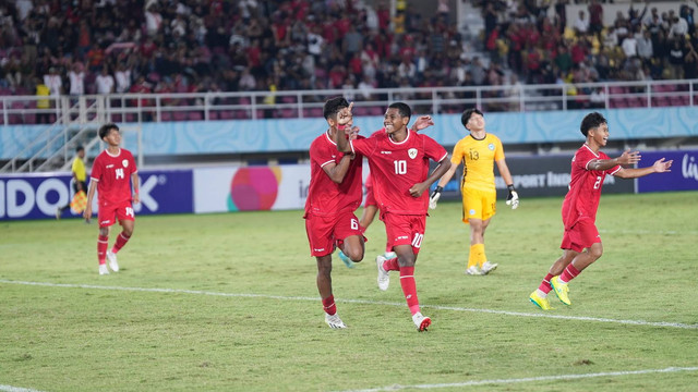 Fadly Alberto Hengga (NPG 10), pemain Timnas Indonesia U-16 usai mencetak gol ke gawang Singapura U-16, dalam Turnamen Asean U-16 Boy Championship 2024, di Stadion Manahan, Solo, Jumat (21/06/2024) (Aset: PSSI)