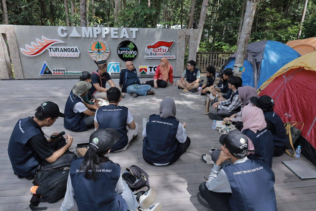 Peserta Volunteer Ekspedisi Sobat Muda Menelusuri Gambut 2024. (Sumber foto: Dokumentasi Pribadi)