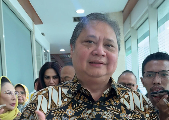 Menko Bidang Perekonomian Airlangga Hartarto dalam Rapat Kerja Anggaran dan (RKA) Kemenko Perekonomian di Kompleks Parlemen Jakarta, Senin (24/6/2024). Foto: Widya Islamiati/kumparan