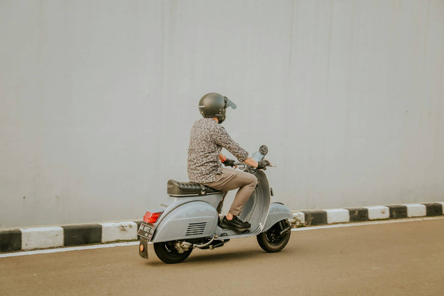 Ilustrasi motor matic paling irit bensin. Foto: Unsplash