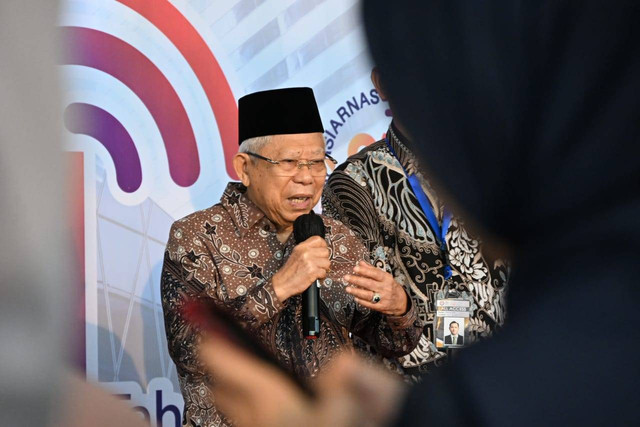 Wakil Presiden Ma'ruf Amin usai menghadiri Rakornas KPI. Foto: BPMI Setwapres