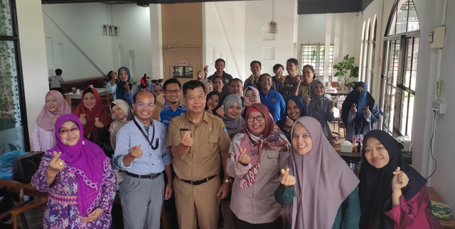 Kadisnakertrans Kepri memberikan motivasi kepada peserta pelatihan Dok. Panitia P3 Disnaker