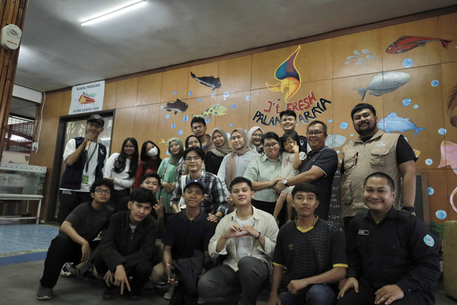 Foto bersama peserta volunteer sobat gambut dan anggota HGI. (Sumber foto: pribadi)