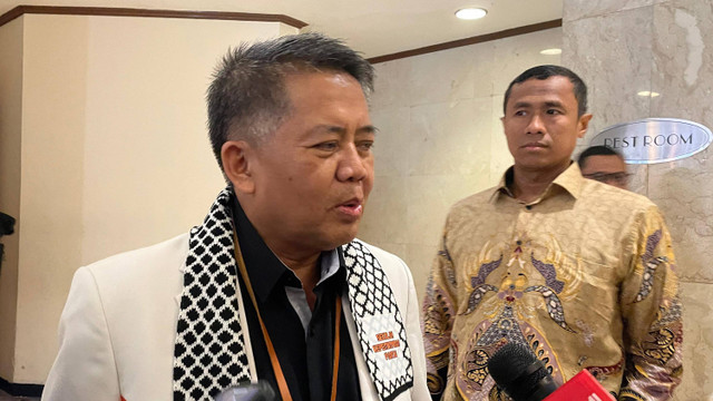 Bakal cawagub DKI Jakarta, Sohibul Iman, saat ditemui usai Sekolah Kepemimpinan Partai (SKP) DPP PKS sebagai pembekalan Calon Anggota Dewan Terpilih DPR RI dan DPRD Provinsi se-Indonesia, di Hotel Grand Sahid Jaya, Jakarta, Selasa (25/6). Foto: Fadhil Pramudya/kumparan