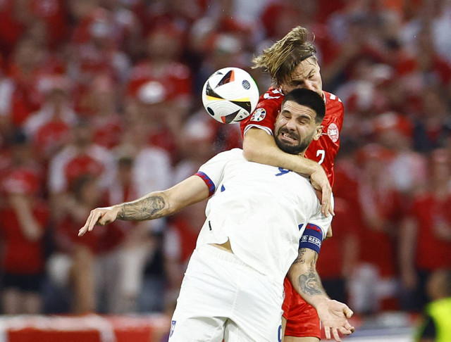 Pertandingan Piala Eropa 2024 antara Denmark vs Serbia, Rabu (26/6). Foto: REUTERS/Michaela Stache