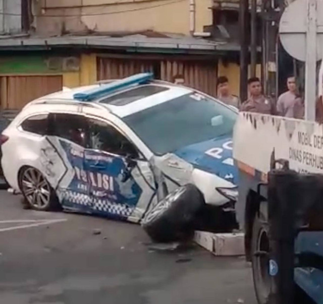 Mobil Satlantas Polrestabes Medan yang kecelakaan, Rabu (26/6/2024). Dok: Ist.