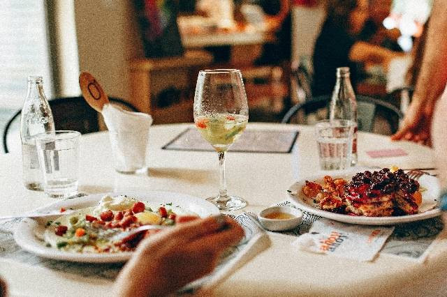 Senti Ristorante, foto hanya ilustrasi, bukan gambar sebenarnya, Pexels/Helena Lopes