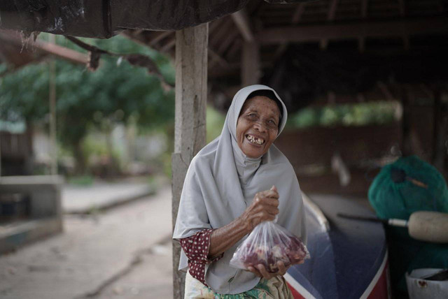 Lama Tidak Merasakan Daging Qurban, DT Peduli Salurkan  Qurban di Pelosok NTB