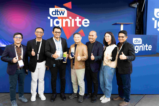 Telkomsel meraih tiga penghargaan tingkat internasional dari TM Forum's Innovation Awards. Pada tiga penghargaan ini, Telkomsel berkolaborasi bersama sejumlah perusahaan telekomunikasi digital dan technology. Foto: Telkomsel